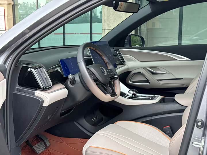 BYD Song Pro Hybrid, 2023 — фото 4 из 9