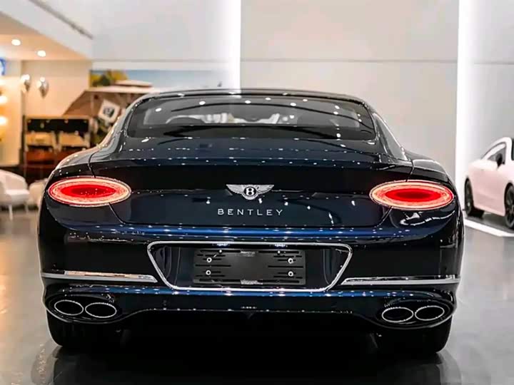 Bentley Continental GT, 2024 — фото 4 из 9