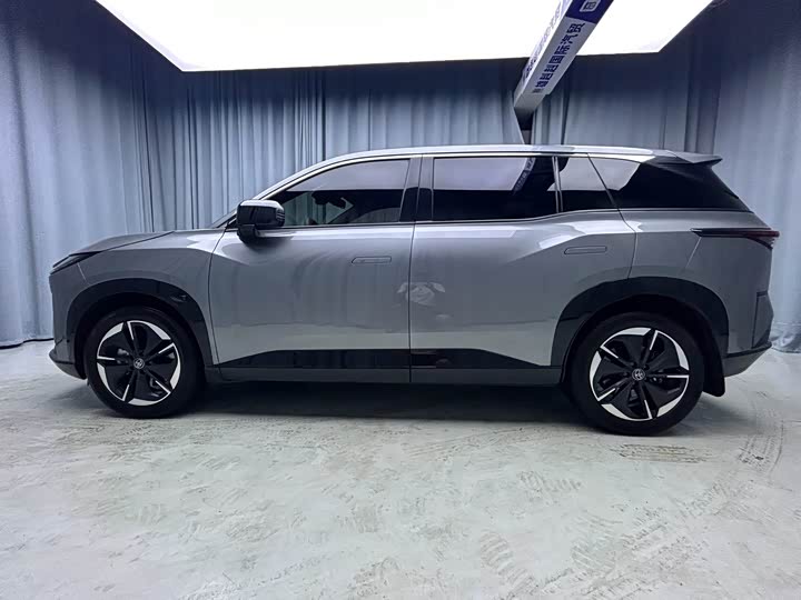 Toyota bZ3X, 2025 — фото 4 из 9