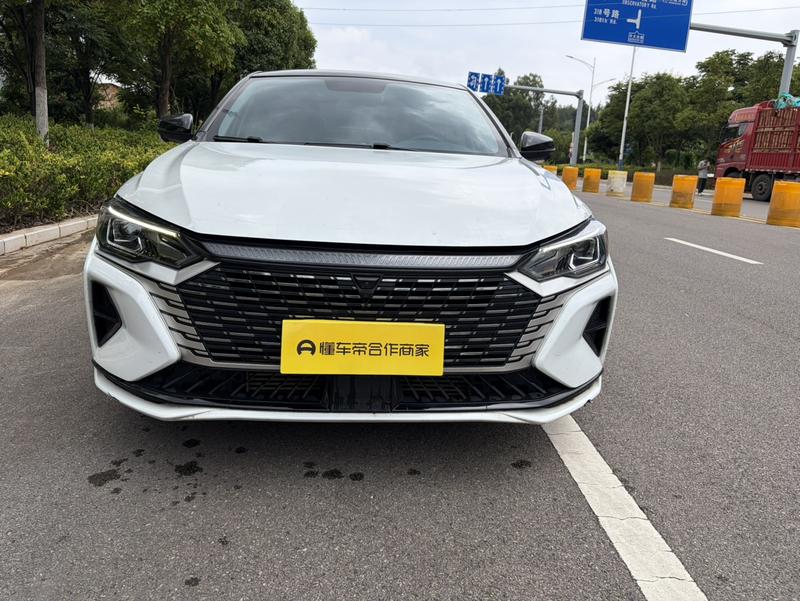Dongfeng Aeolus Yixuan Max, 2023 — фото 2 из 12