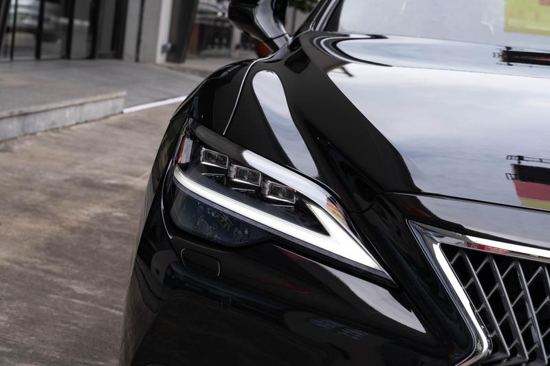Lexus LS, 2021 — фото 6 из 12