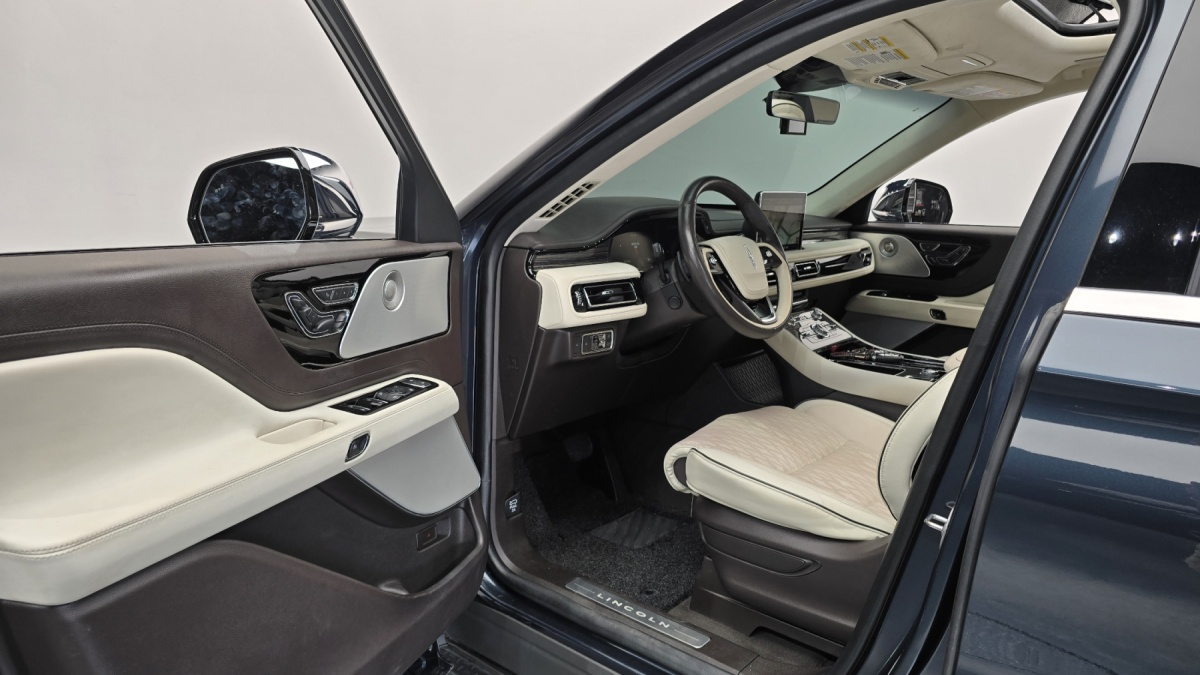 Lincoln Aviator, 2021 — фото 9 из 12