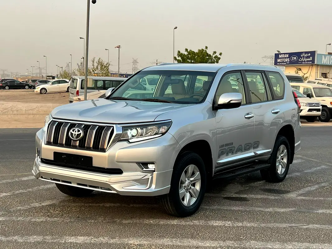 Toyota Prado, 2022 — фото 2 из 10