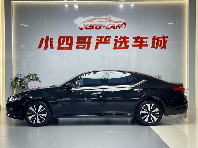 Nissan Teana, 2022 — фото 3 из 11
