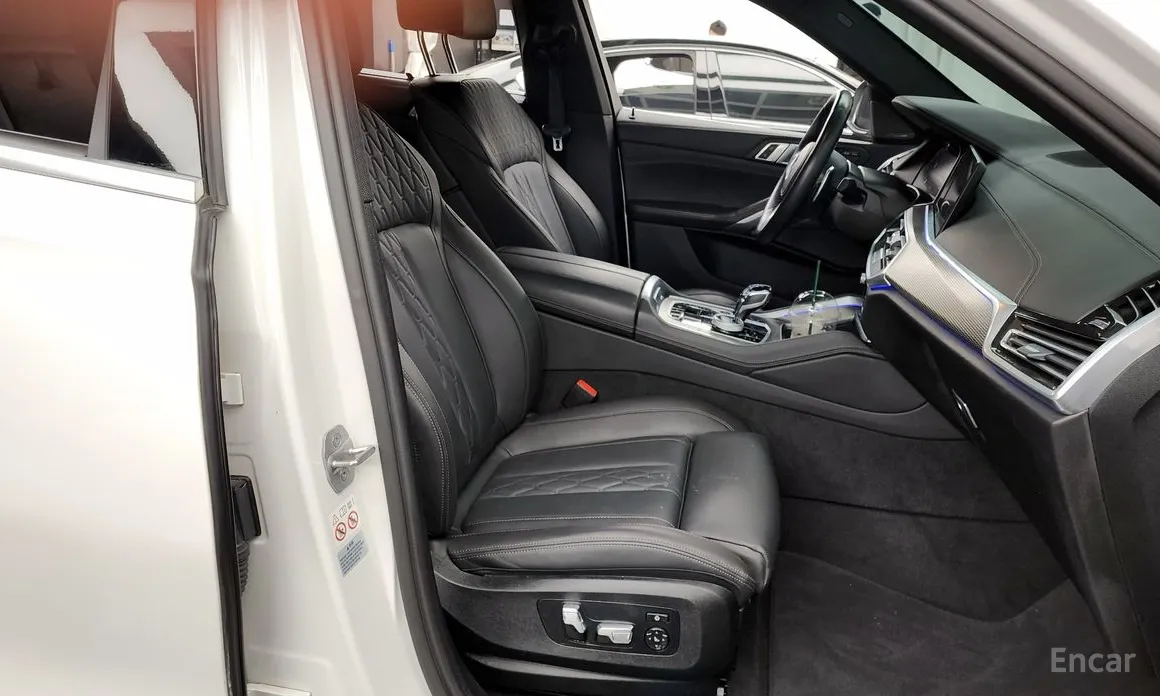 BMW X6, 2022 — фото 11 из 12