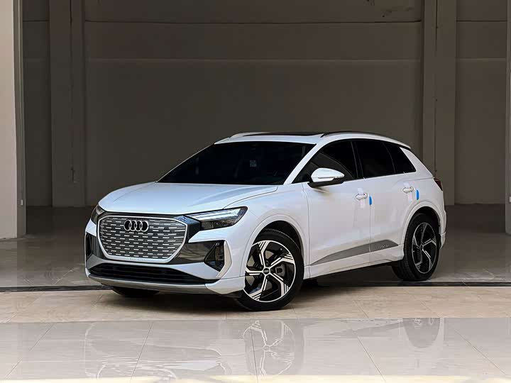 Audi Q4 e-tron, 2024 — купить в Кирове под ключ
