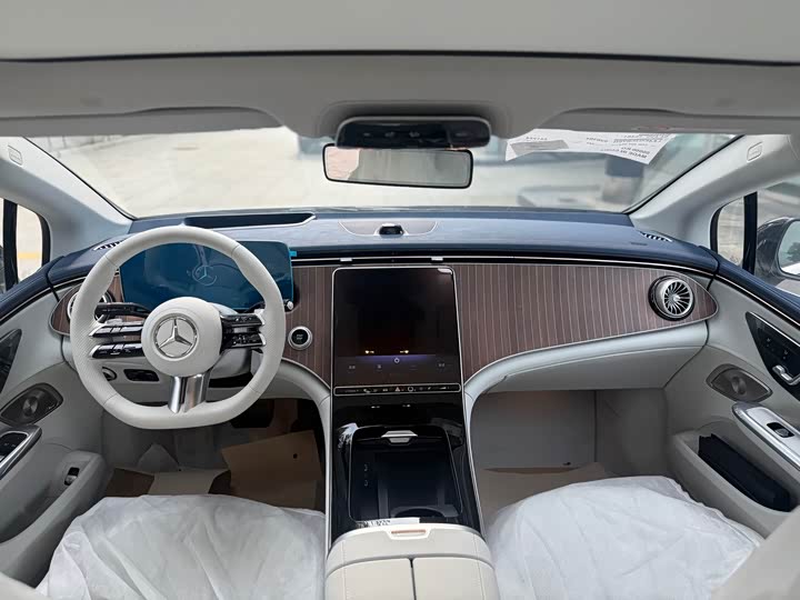 Mercedes-Benz EQE, 2025 — фото 7 из 9