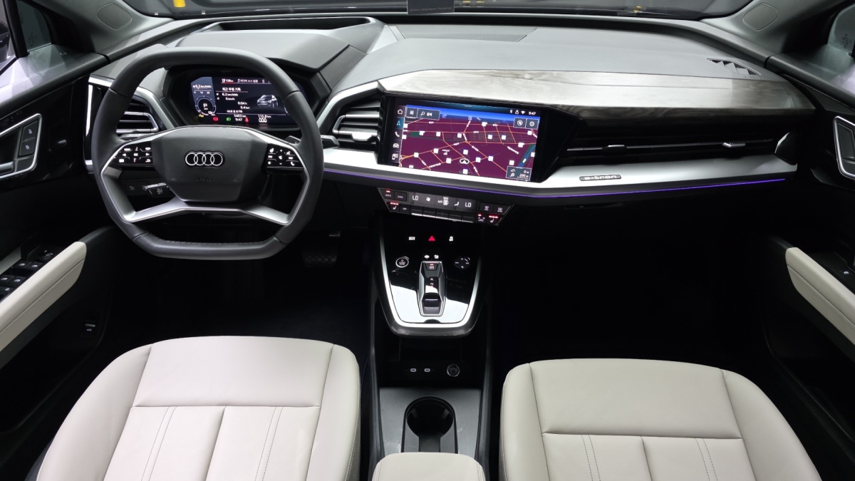 Audi Q4 e-tron, 2025 — фото 7 из 12