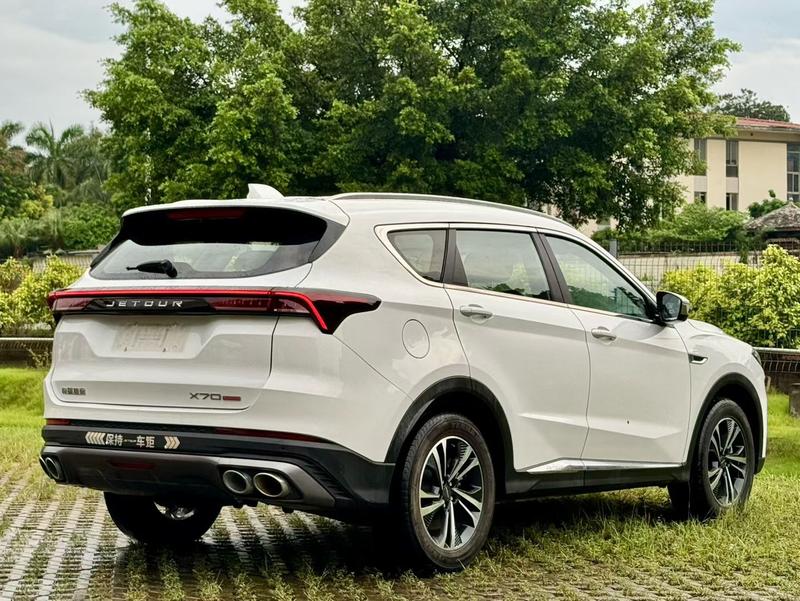 Jetour X70 Plus, 2021 — фото 6 из 9