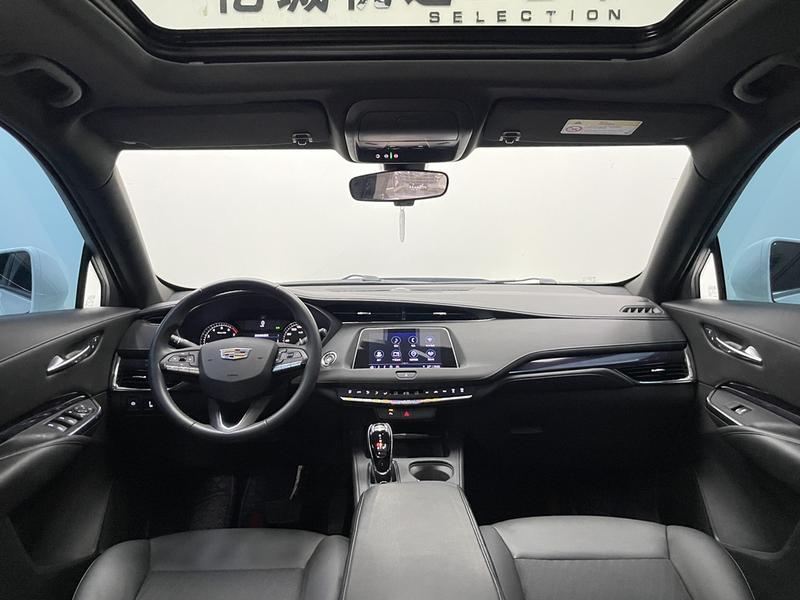 Cadillac XT4, 2023 — фото 7 из 12