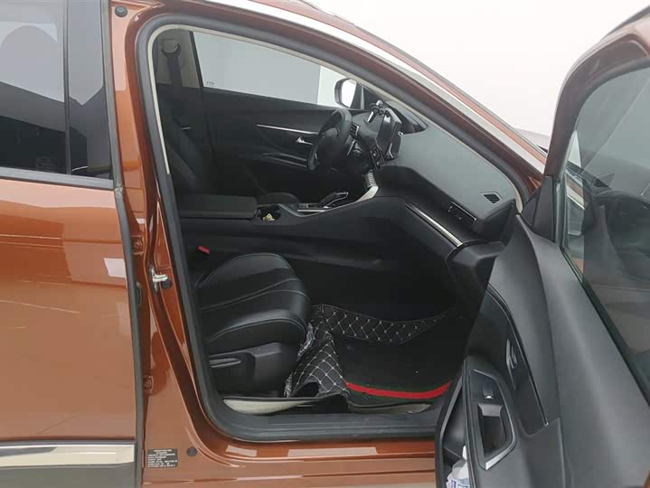 Peugeot 4008, 2022 — фото 8 из 9