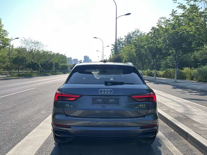 Audi Q3, 2022 — фото 4 из 9