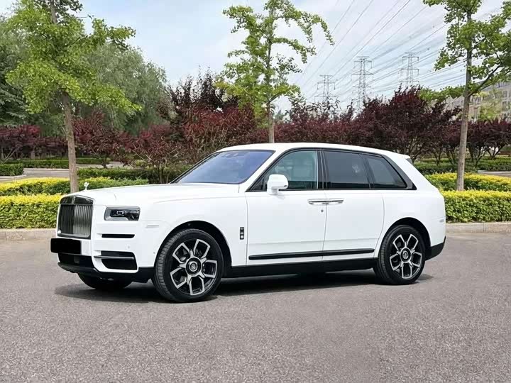 Rolls-Royce Cullinan, 2022 — фото 2 из 9