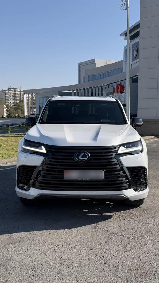 Lexus LX, 2023 — фото 2 из 11
