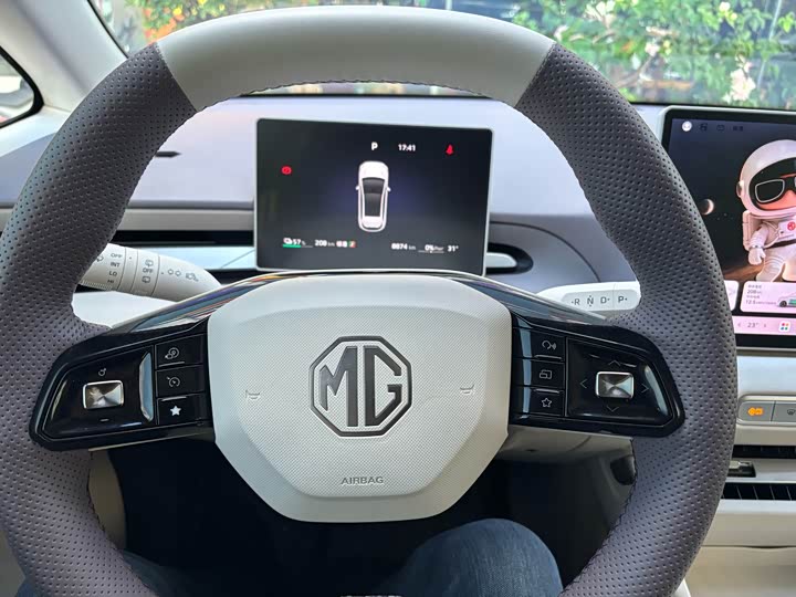 MG Motor 4 EV, 2025 — фото 9 из 9