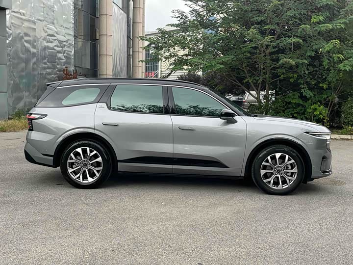 Ford Edge, 2023 — фото 7 из 12