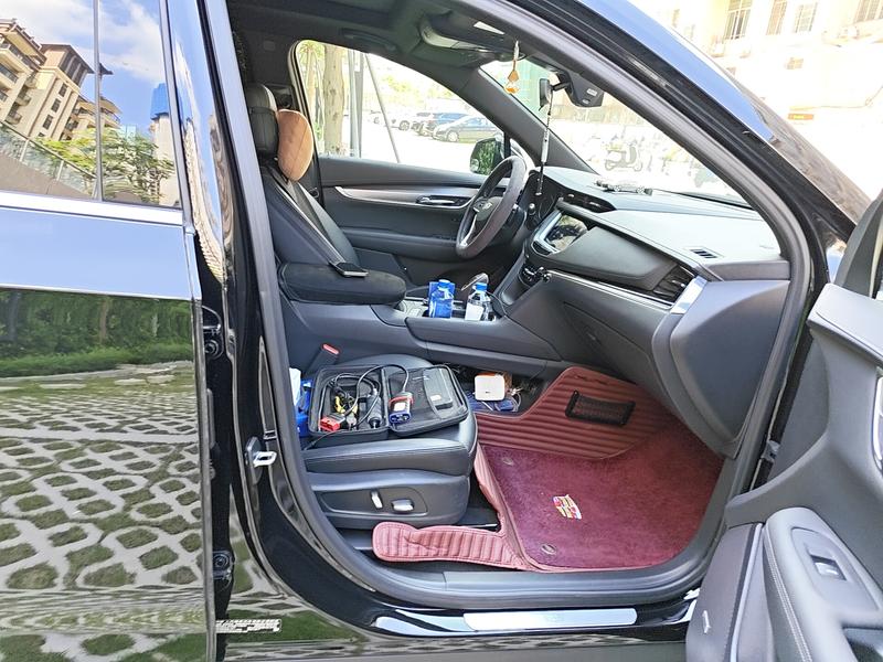 Cadillac XT6, 2022 — фото 8 из 12