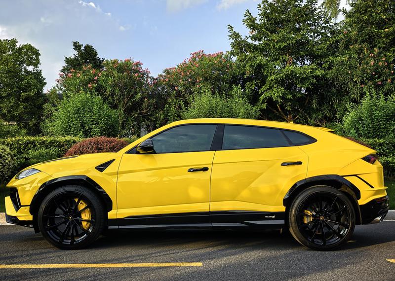 Lamborghini Urus, 2024 — фото 2 из 7