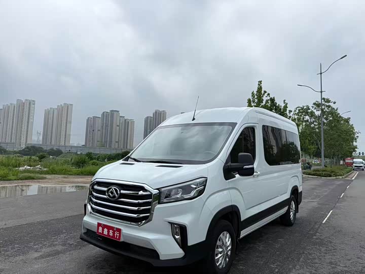 Maxus V90, 2023 — купить в Курске под ключ