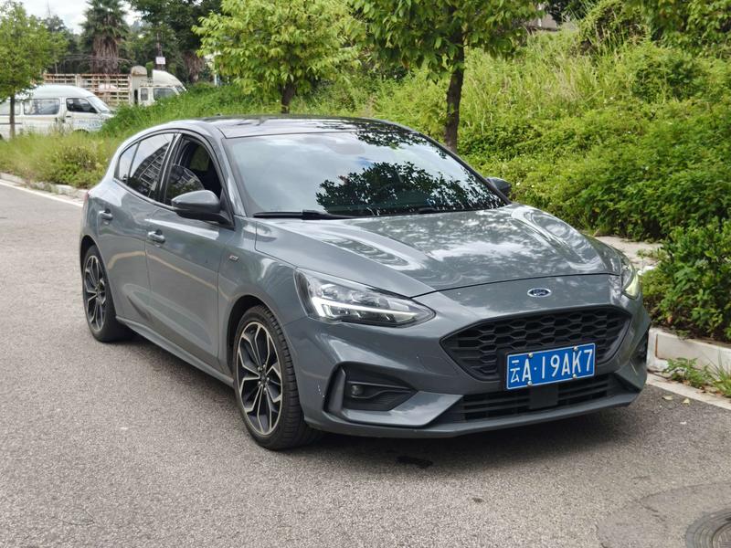 Ford Focus, 2021 — фото 3 из 12