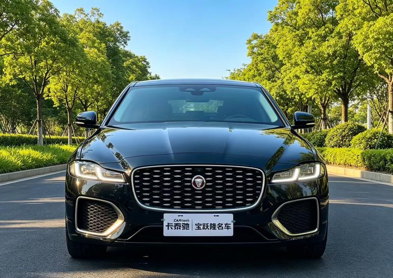 Jaguar XF L, 2023 — фото 2 из 12
