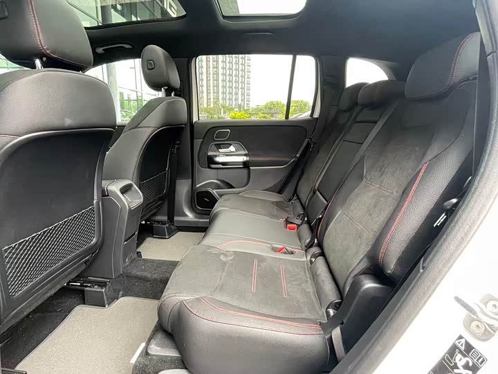 Mercedes-Benz GLB-Class AMG, 2025 — фото 9 из 9