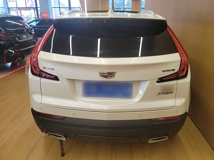 Cadillac XT4, 2022 — фото 6 из 9