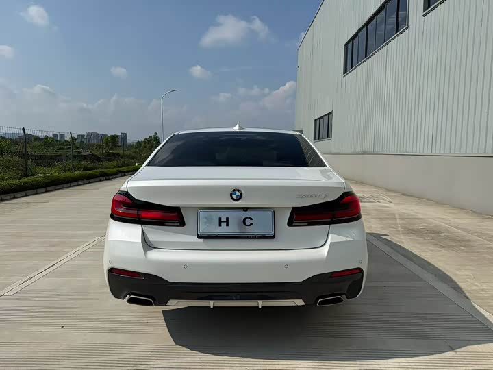 BMW 5 Series, 2023 — фото 4 из 9