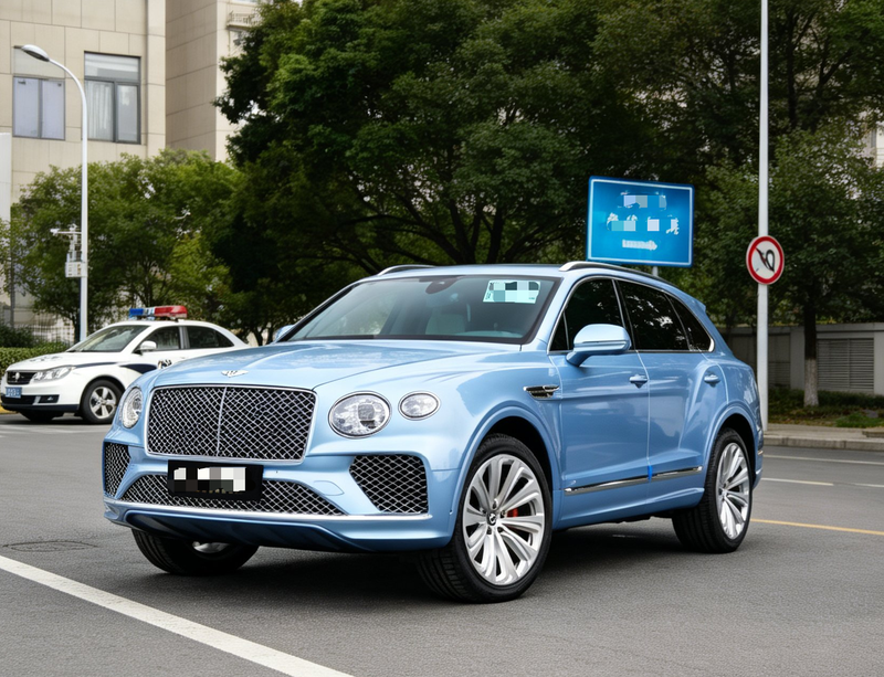 Bentley Bentayga, 2023 — купить в Туле под ключ