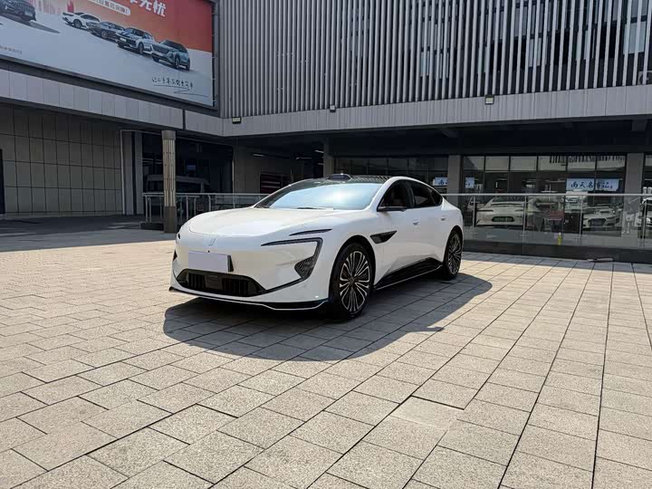 Avatr 12, 2026 — купить в Санкт-Петербурге под ключ