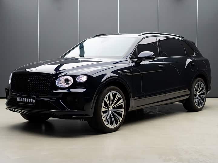 Bentley Bentayga, 2024 — купить в Саратове под ключ