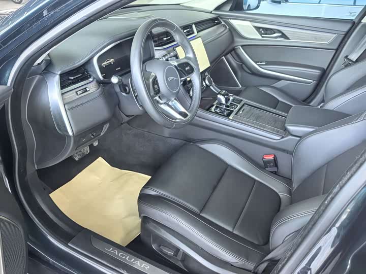 Jaguar XF L, 2023 — фото 9 из 9