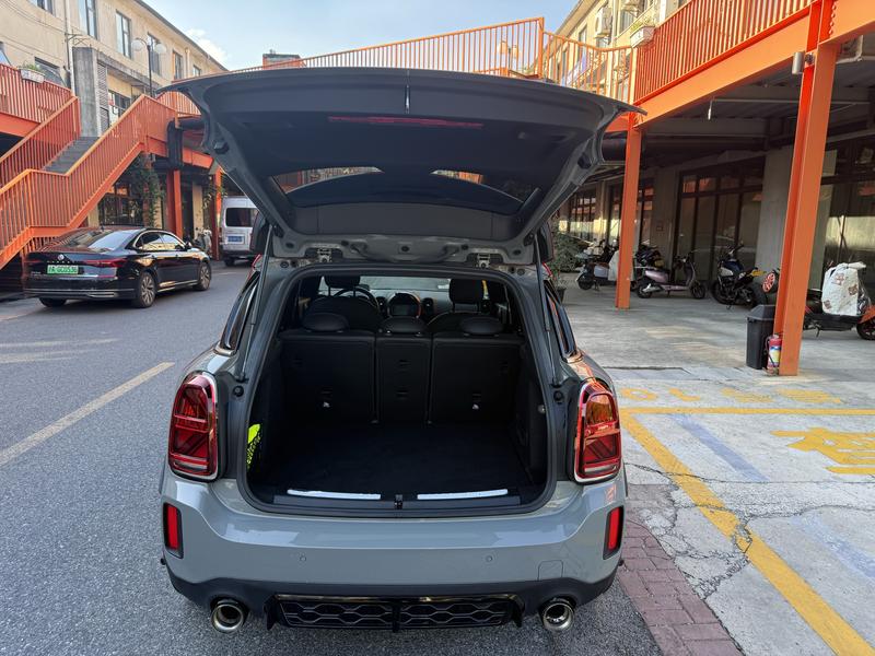 Mini Countryman JCW, 2022 — фото 9 из 10