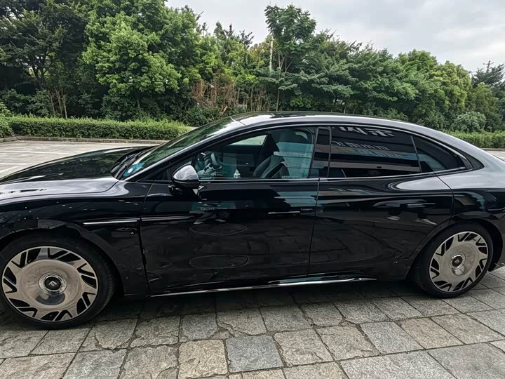 GAC Hyptec A8, 2025 — фото 4 из 9
