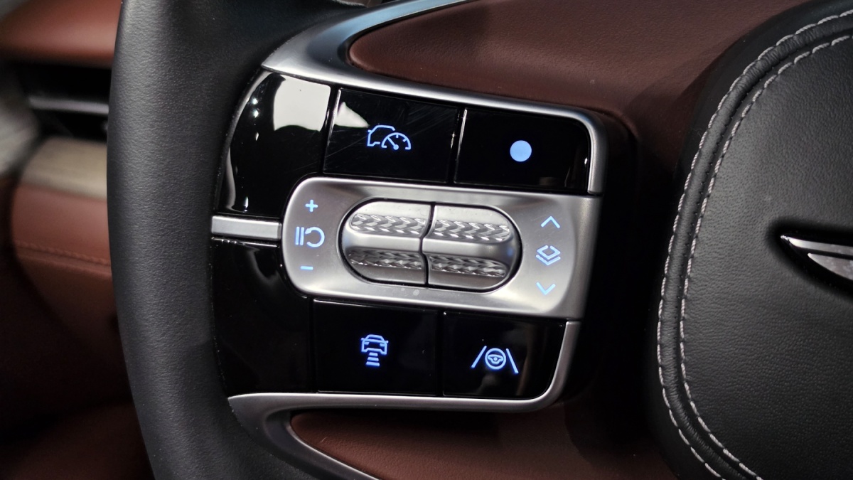 Genesis G90, 2022 — фото 12 из 12