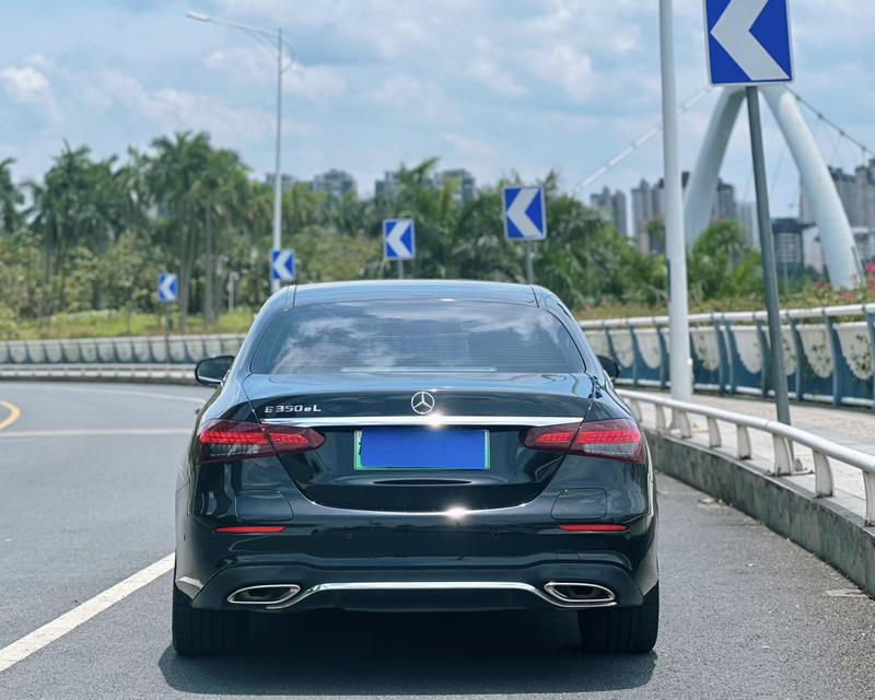 Mercedes-Benz E-Class Hybrid, 2021 — фото 6 из 12