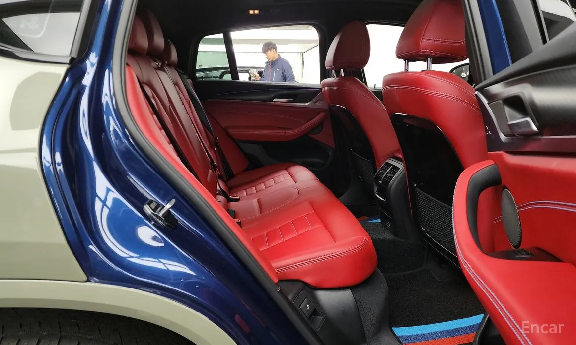 BMW X4, 2023 — фото 12 из 12