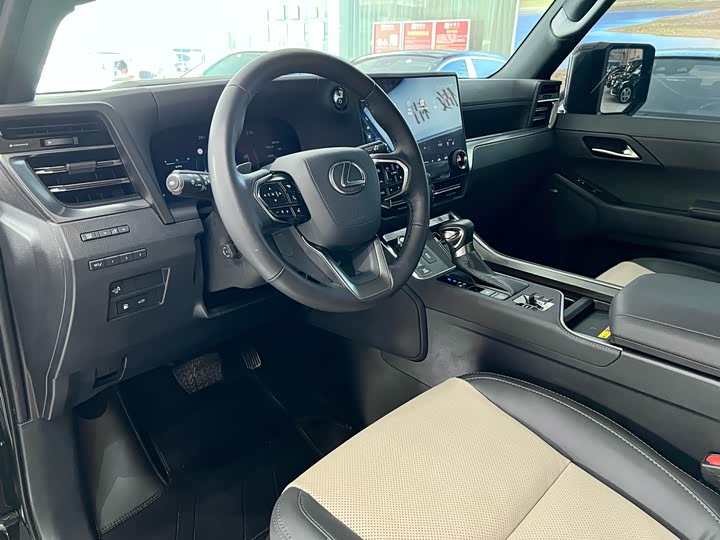 Lexus GX, 2024 — фото 6 из 9