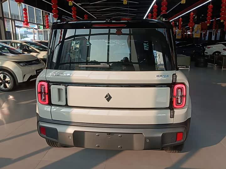 Baojun Yep Plus, 2026 — фото 6 из 9