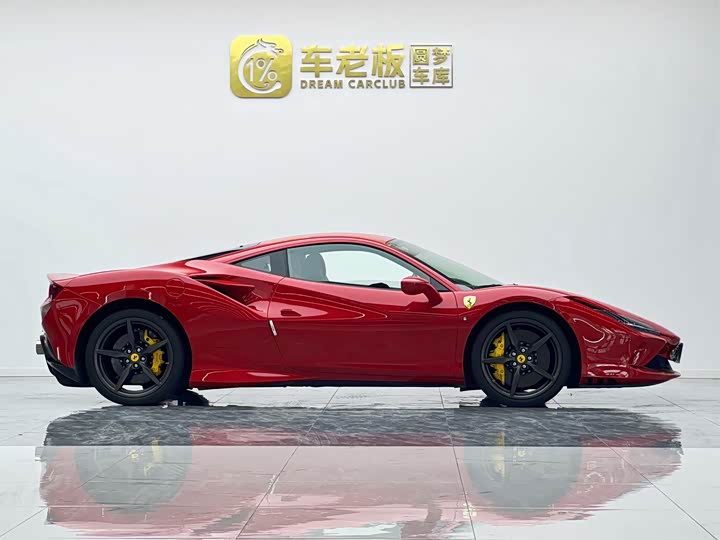 Ferrari F8, 2021 — фото 7 из 9
