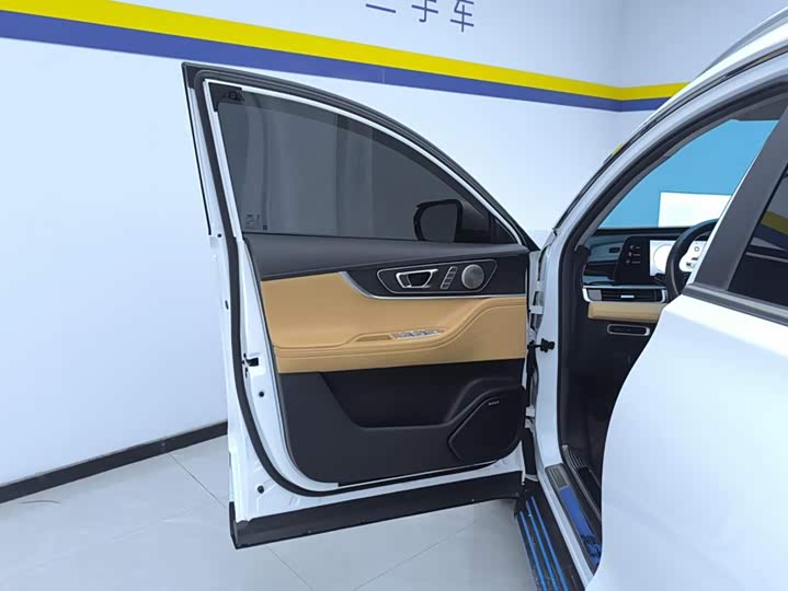 Chery Tiggo 8 Pro, 2023 — фото 7 из 9