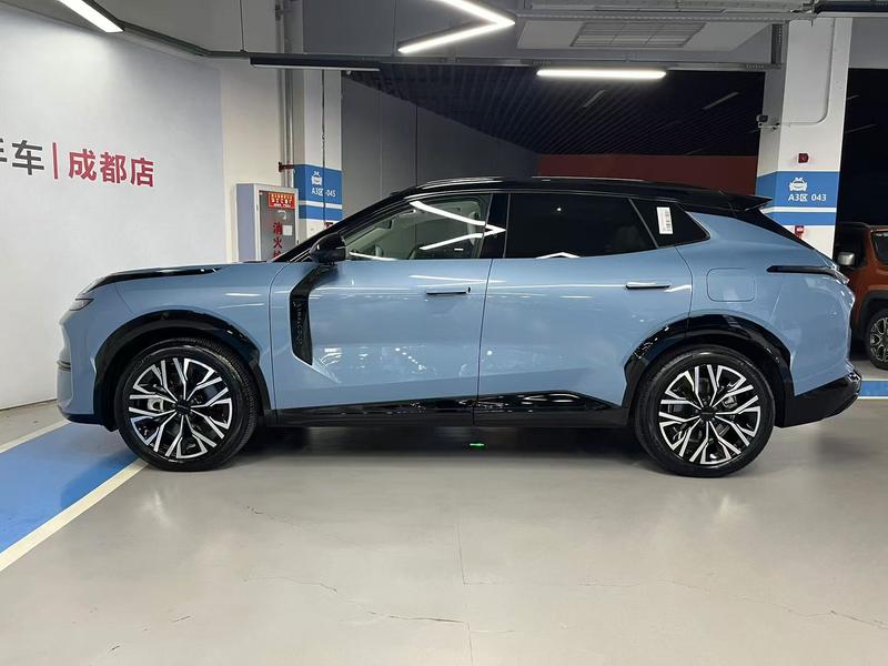 Lynk & Co 08 EM-P Hybrid, 2025 — фото 4 из 12
