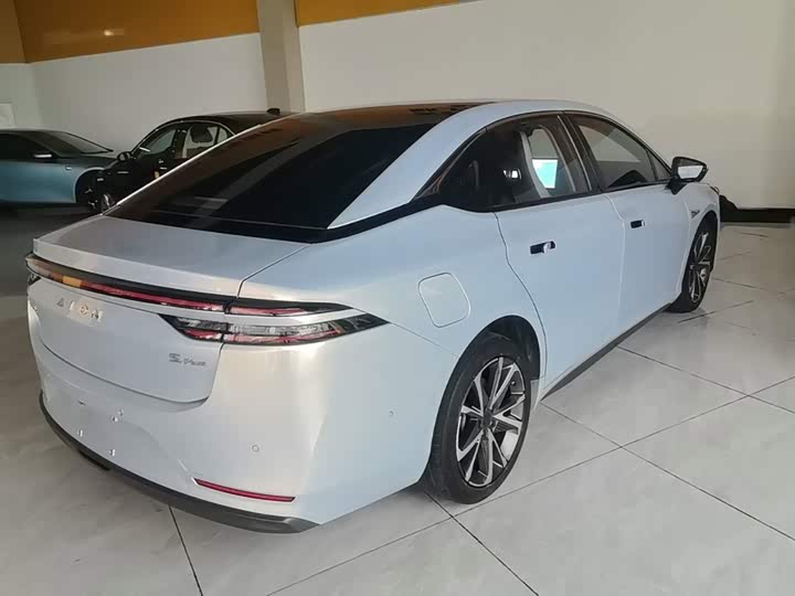 GAC Aion S Plus, 2023 — фото 7 из 9