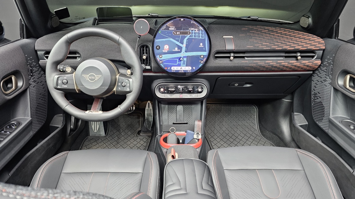 Mini Cooper Convertible, 2026 — фото 7 из 12