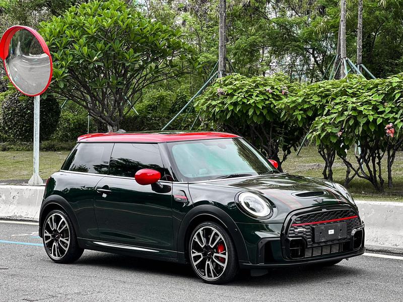 Mini Mini JCW, 2022 — фото 3 из 12