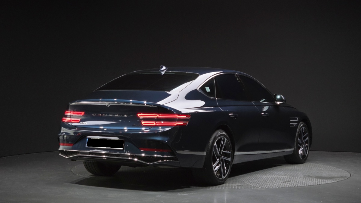 Genesis G80, 2025 — фото 2 из 12