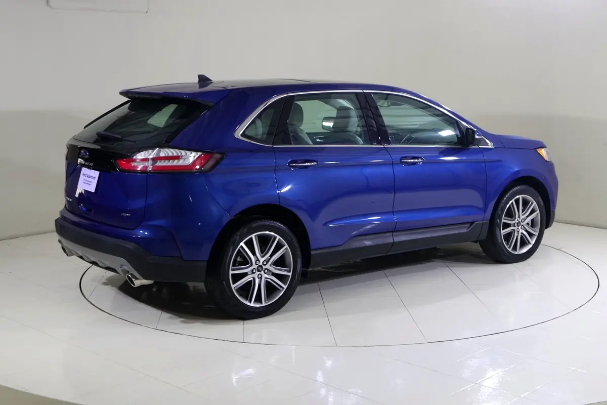 Ford Edge, 2023 — фото 8 из 10