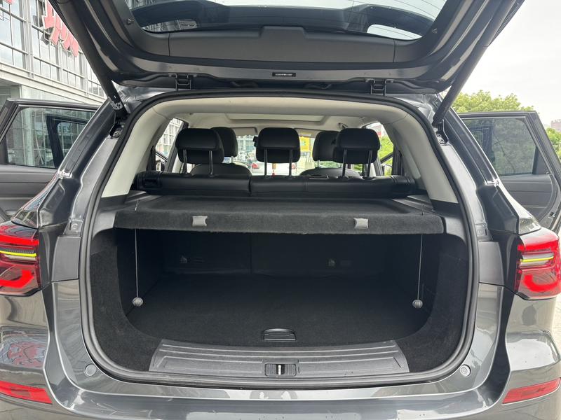Roewe RX5 Hybrid, 2022 — фото 11 из 12