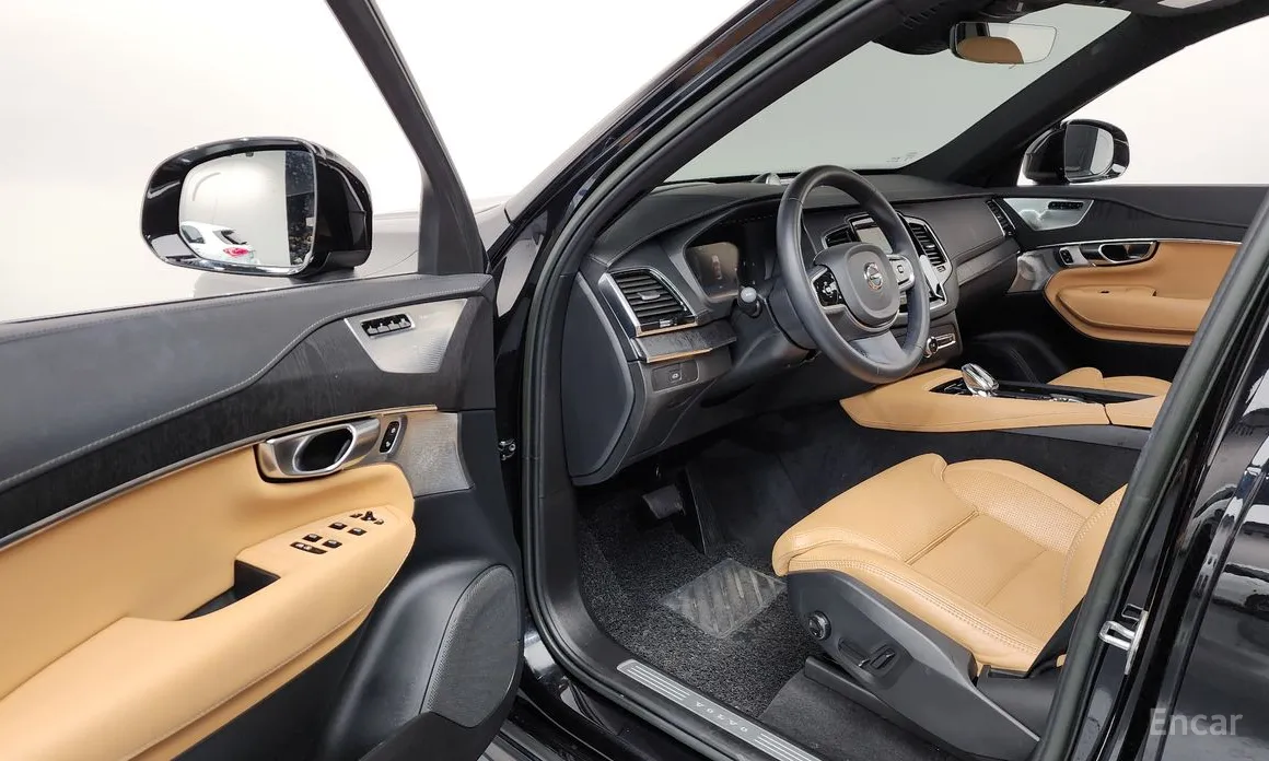 Volvo XC90, 2023 — фото 10 из 12