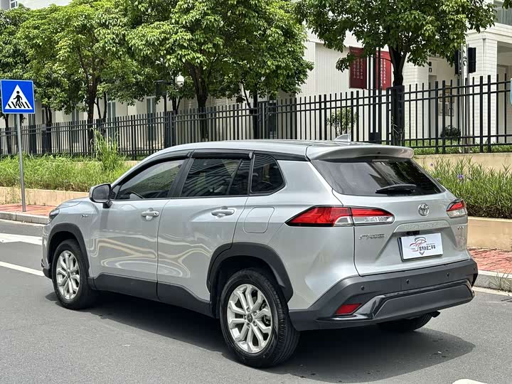Toyota Frontlander, 2025 — фото 6 из 9